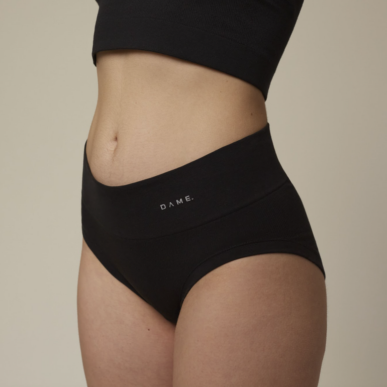 Seamless Period Pants